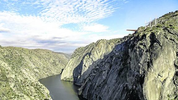 El Mirador del Fraile ampliará sus vistas con una plataforma suspendida en el aire