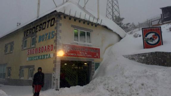 La provincia está en alerta por fuertes lluvias y rachas de hasta 90 kilómetros por hora