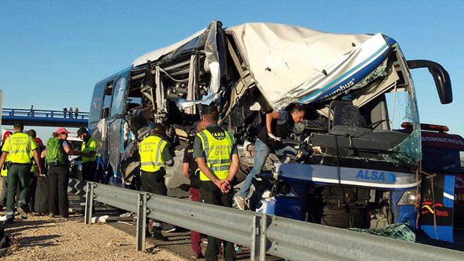 El Juzgado de Primera Instancia de Almazán interviene el carné de conducir el chofer del autobús involucrado en el accidente de Adradas