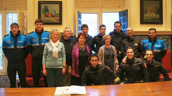La plantilla del Ayuntamiento de Segovia incorpora a dos policías locales y seis bomberos