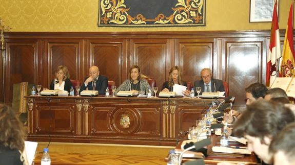 Palencia reafirma su compromiso por la igualdad de la mujer