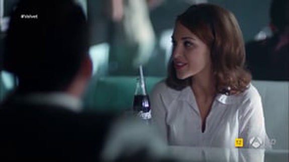 La CNMC levanta un expediente a Atresmedia por 'Velvet' y su publicidad de Coca-Cola