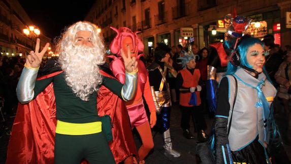 Las comparsas ponen el alma al carnaval