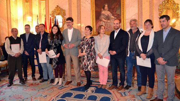 Once alcaldes firman la petición a Fomento para conectar la SG-20 con la estación del Ave