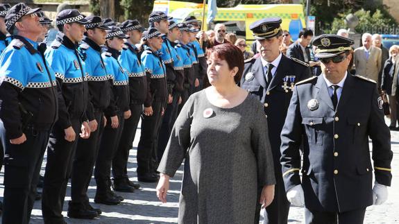 Ángeles de la guarda con y sin uniforme