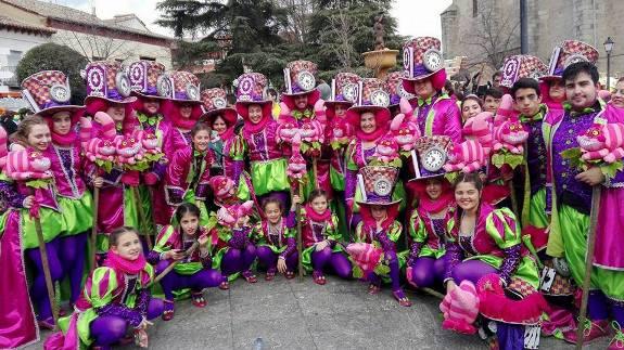 Arévalo triunfa en el Concurso provincial de Comparsas de Carnaval celebrado en Cebreros