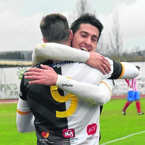 Unionistas, con pie y medio en el play-off