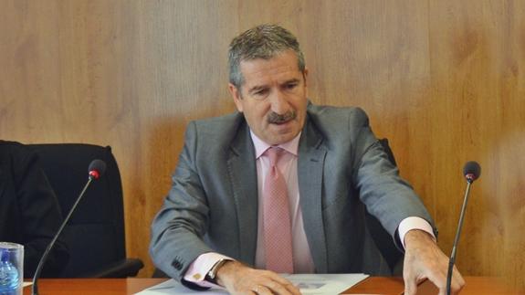 CONFAE pide que Ayuntamiento y Diputación apoyen formalmente la mejora de la AV-500