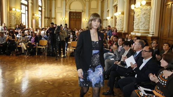 El manifiesto de Ángela de Miguel evidencia la crudeza de las cifras de la desigualdad