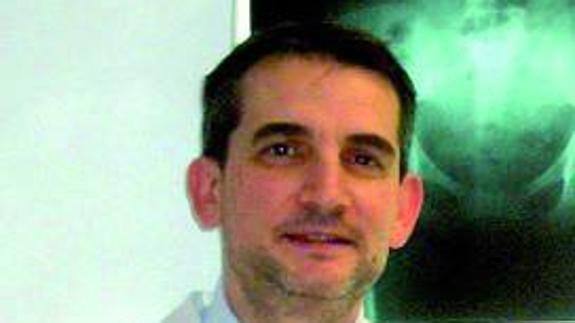 El doctor Cermeño hablará de artrosis y avances en Traumatología en las Aulas de El Norte