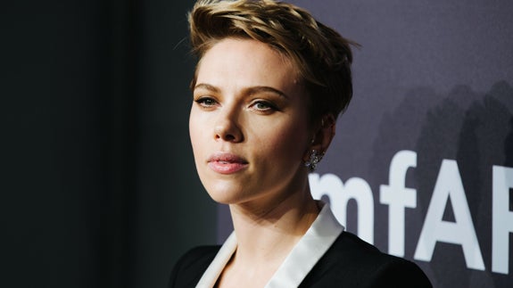 Scarlett Johansson presenta demanda de divorcio contra Romain Dauriac