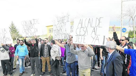 Comerciantes, policías locales y maquinistas tienen su propia voz