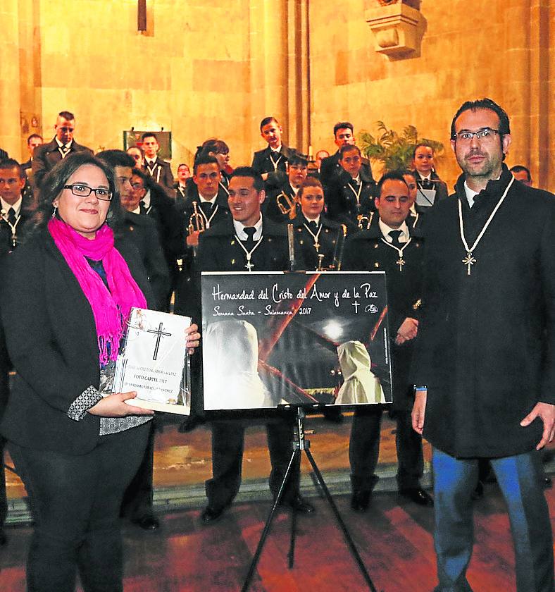 Una imagen de Miriam Labrador ilustrará la Semana Santa de la hermandad del Cristo del Arrabal