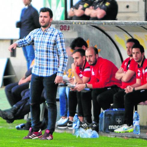 Astu: «Quiero seguir en Unionistas y si la oferta fuera de dos años ya habría firmado»