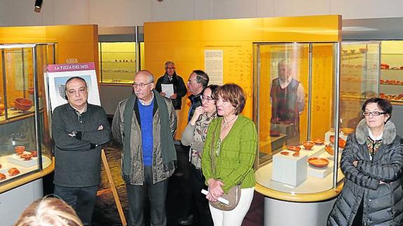 Una taza de Herrera de Pisuerga, pieza del mes del Museo de Palencia