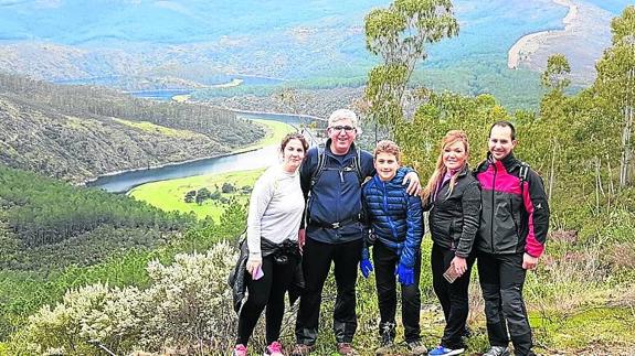 La Sierra de Francia muestra su atractivo a los senderistas