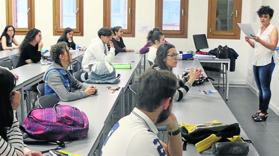 Exigen a la Junta una «aclaración inmediata» sobre la nueva selectividad