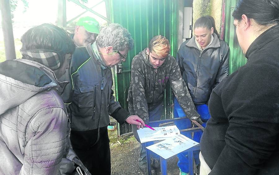 Monleras y El Manzano apuestan por los oficios del hierro a través del arte