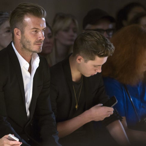 Gran susto de David Beckham y Brooklyn, que sufren un accidente de tráfico