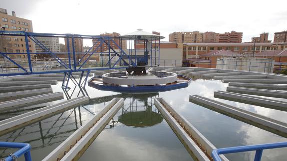 La Abogacía del Estado pide a los tribunales la paralización de la remunicipalización del agua