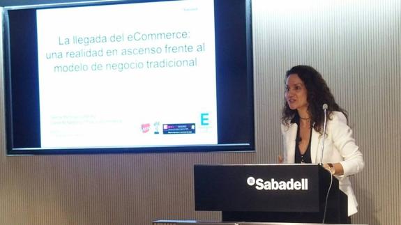 Gema Mencía: «La edad ya no es una barrera para acceder al comercio electrónico»