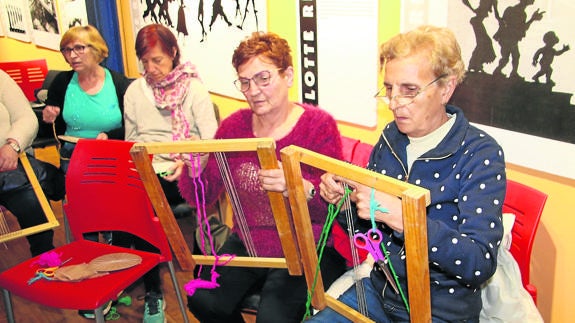 El arte de tejer llega al Museo del Cerrato