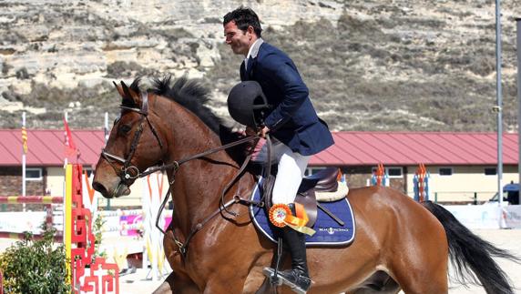 Miguel Honrubia triunfa en el Centro Ecuestre