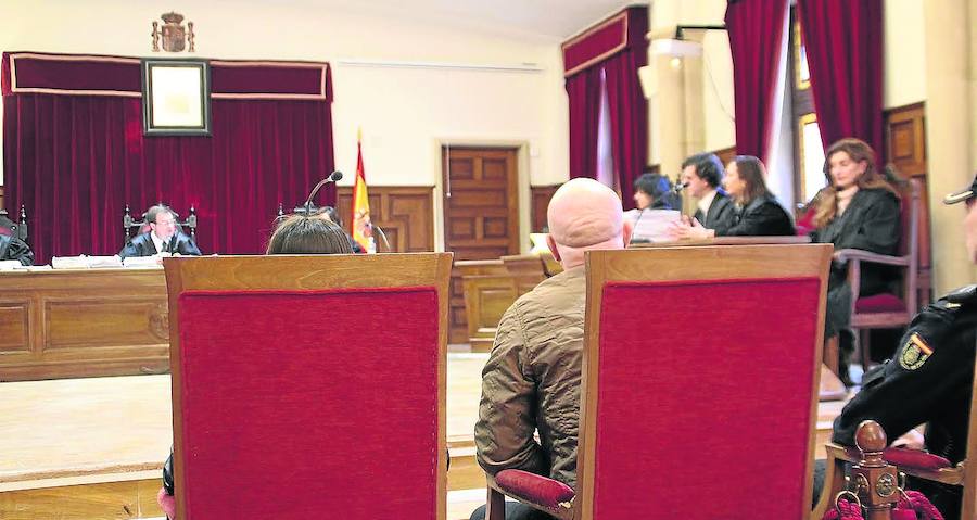 Los abogados de los acusados del crimen de Pizarrales dicen que el principal testigo mintió