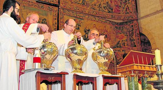 El obispo de Palencia insta a los sacerdotes a hacer el bien