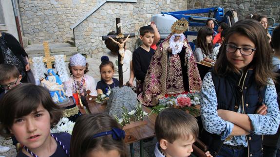 La cantera de cofrades pide paso