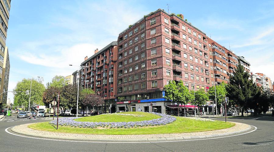 La ciudad contará con dos nuevas esculturas de Victorio Macho y de San Juan de Dios