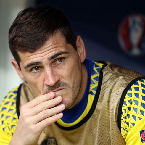 Iker Casillas llama a Josep Pedrerol «Doña Rogelia»
