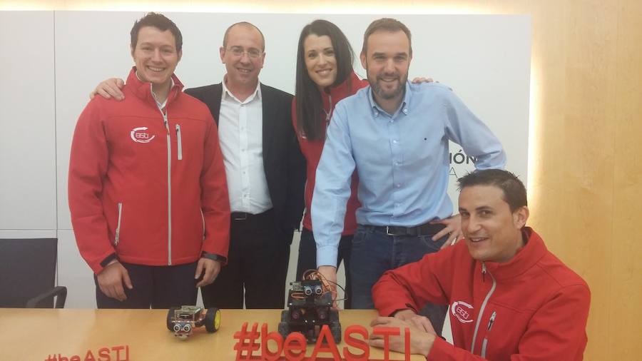 La empresa burgalesa ASTI organiza la primera competición de robótica de España