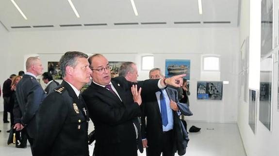 Palencia divulga el trabajo del Ejército