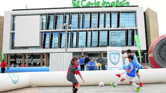 Nuevo éxito del torneo Soccer Street en Salamanca