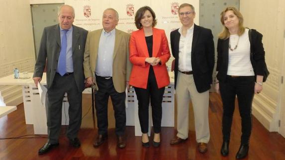 El prejurado selecciona doce poemarios como finalistas del XXVII Premio Gil de Biedma