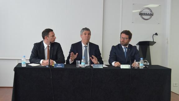 La plantilla de Nissan presiona a la Junta para que se posicione antes de negociar con la empresa