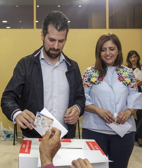 Burgos apuesta por Pedro Sánchez para liderar al PSOE