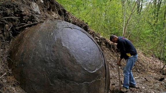 El misterio de la roca redonda de Bosnia