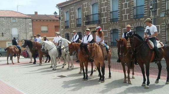 Langayo celebra su II Fiesta Homenaje al Caballo