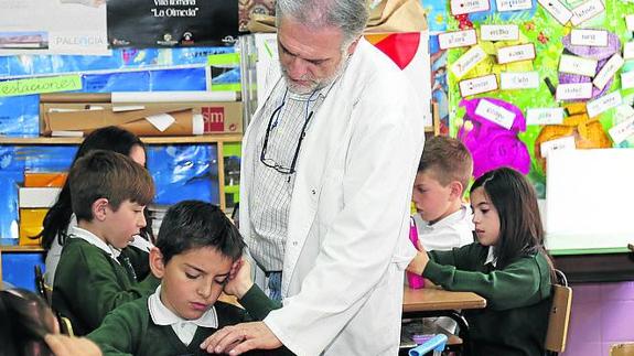 El colegio Santo Ángel sustituirá los libros de texto por ‘tablets’ el próximo curso