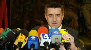 «León ahora tiene posibilidades de futuro, algo que antes no tenía»
